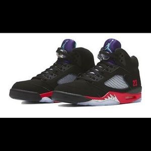 Kids Jordan 5 size: 3 1/2.
